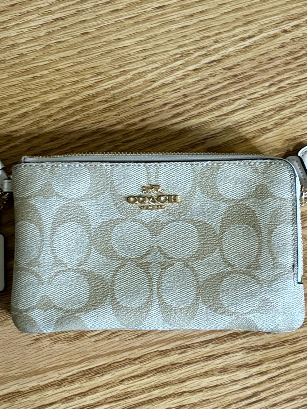 EUC Coach Double Corner Zip Wristlet | Signature Light Khaki/ Chalk